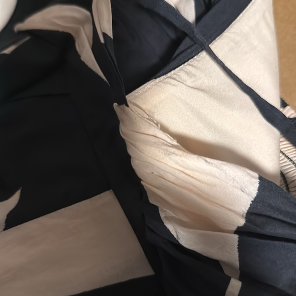 NWOT ANTHROPOLOGIE
Hutch The Mabel Sleeveless Wide-Leg Jumpsuit- Black & White - Picture 8 of 8